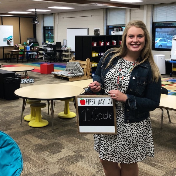 Meet your Posher, Lindsey - Picture 6 of 6